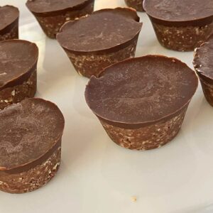 Crunchy Mini Chocolate Tarts